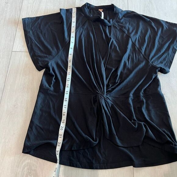 Free People Short Sleeve Open V Neck Top Women's Black Ruffle Knot Waist size m - Picture 3 of 7